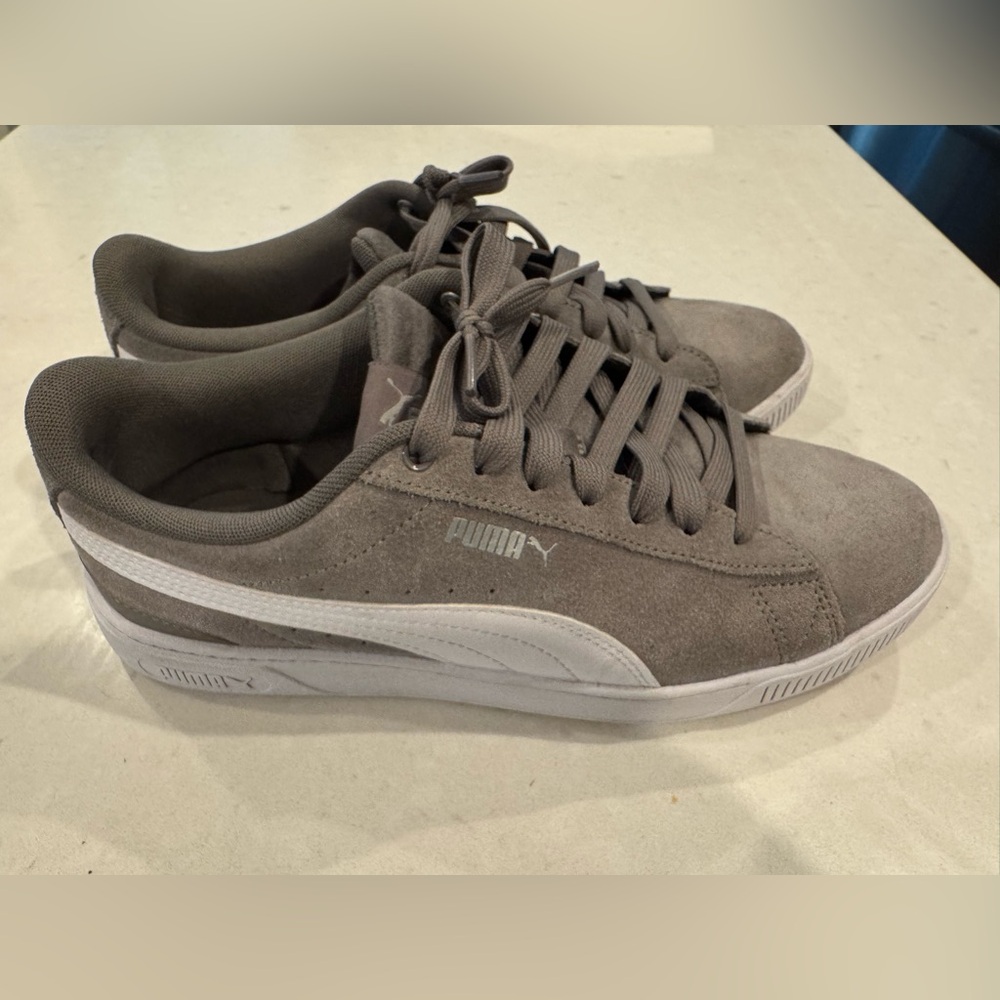 Steel Grey sz 9 PUMA SUEDE CLASSIC 21 CASUAL SHOES
